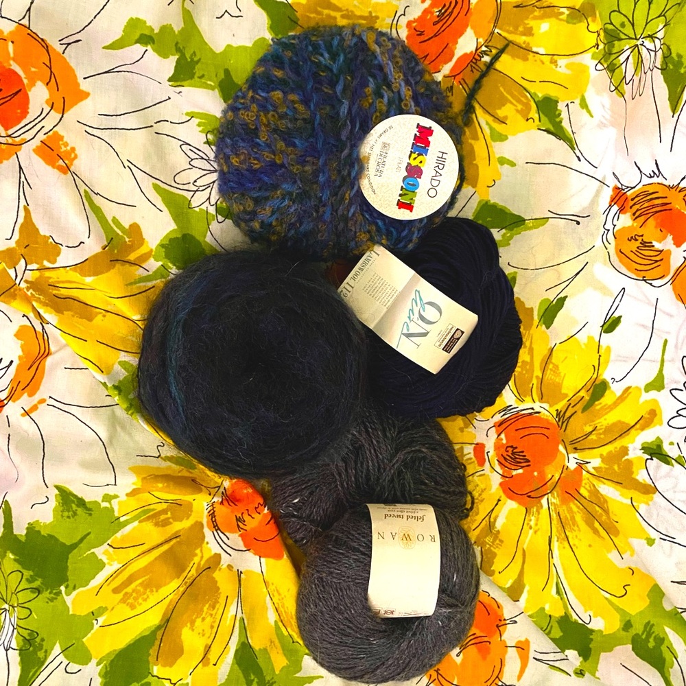 4.5 Skeins Lambswool, Mohair, Alpaca Merino